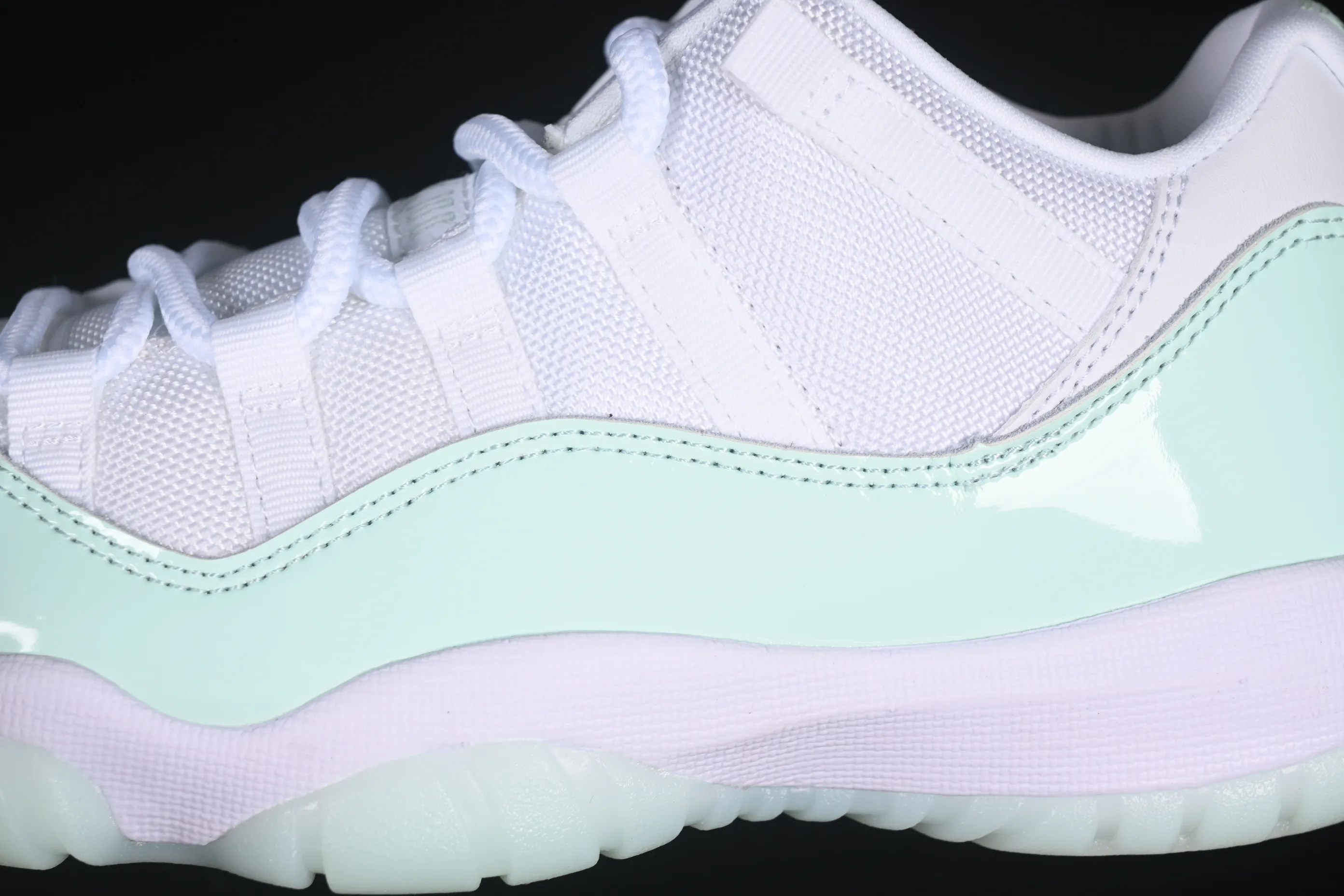 All categories Air Jordan Jordan series basketball shoes Air Jordan 11 Air Jordan 11 Low "Lgloo" AJ11 Joe 11 mint green AH7860-103